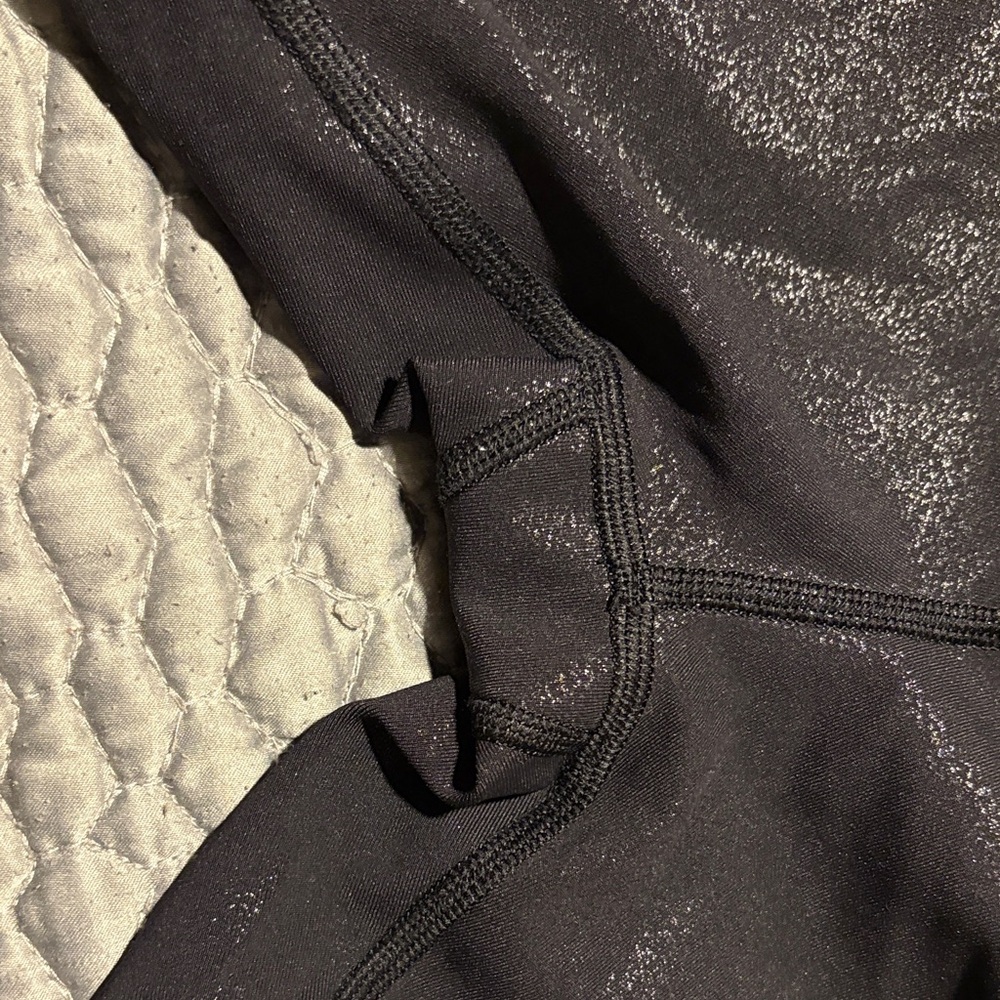 Excellent Condition. Lululemon Align High Rise Cropped 21” Leggings - Picture 4 of 5